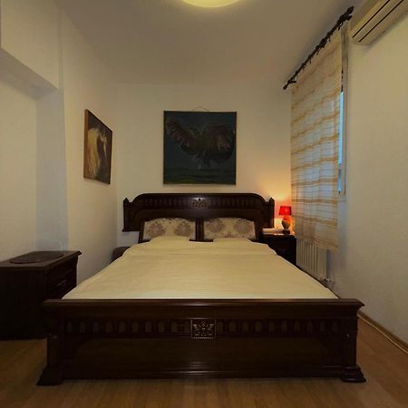 Knez Mihailova Apartment, City Center เบลเกรด ภายนอก รูปภาพ