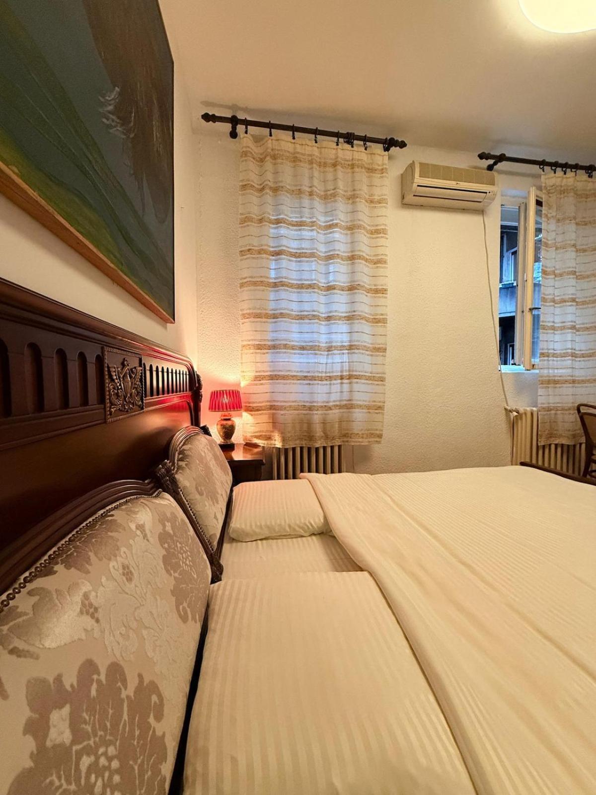 Knez Mihailova Apartment, City Center เบลเกรด ภายนอก รูปภาพ
